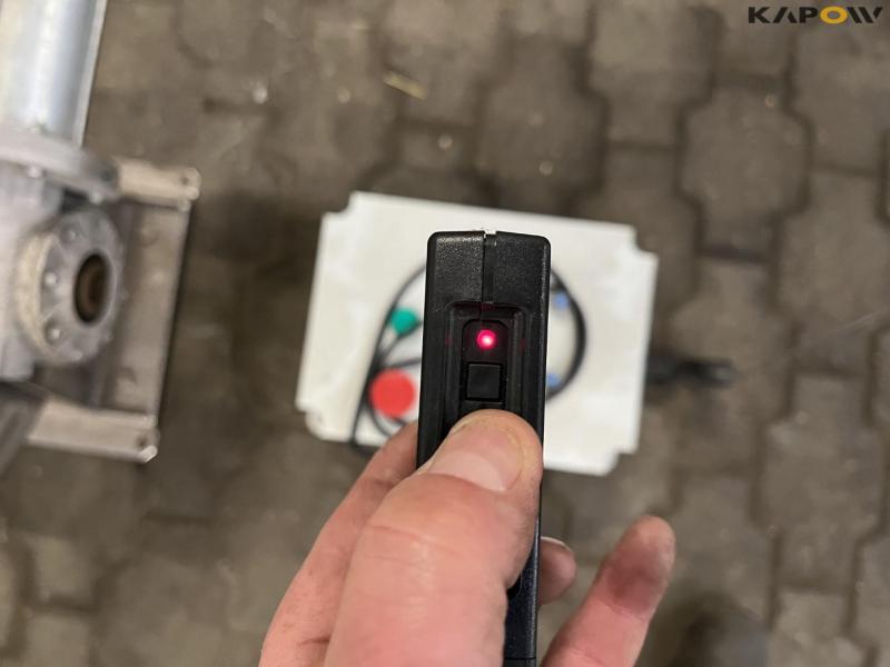 Flexbimec Rustfri slangerulle med fjernebetjening 10