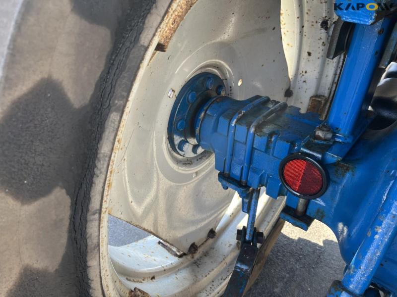 Ford 5610 Force II traktor 28