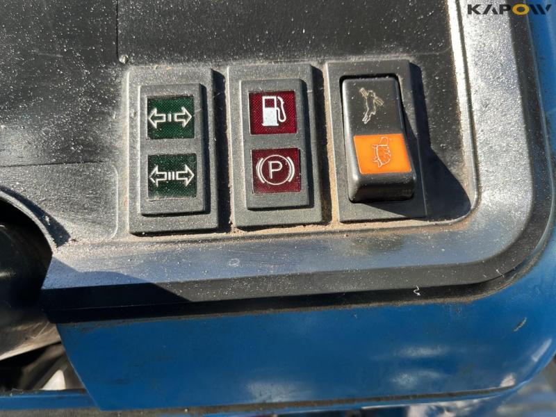 Ford 5610 Force II traktor 40