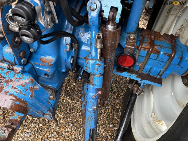 Ford 6610 traktor med frontlæsser 31