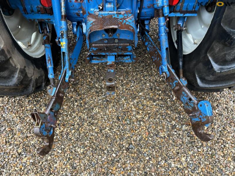 Ford 6610 traktor med frontlæsser 37