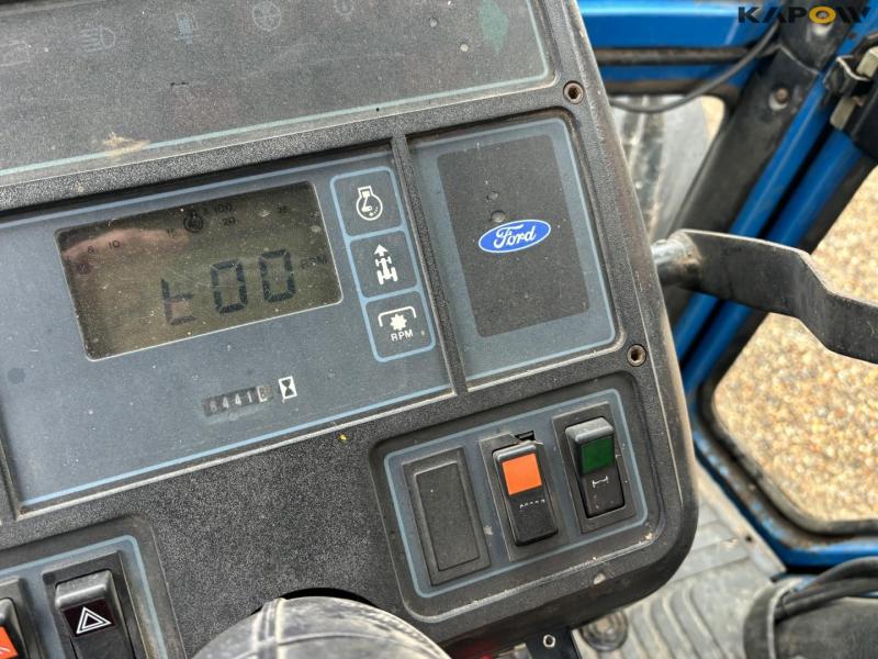 Ford 6610 traktor med frontlæsser 47