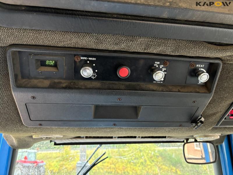 Ford 6610 traktor med frontlæsser 61