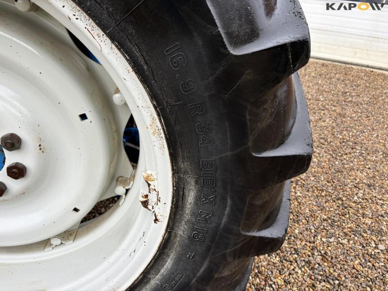 Ford 6610 traktor med frontlæsser 74