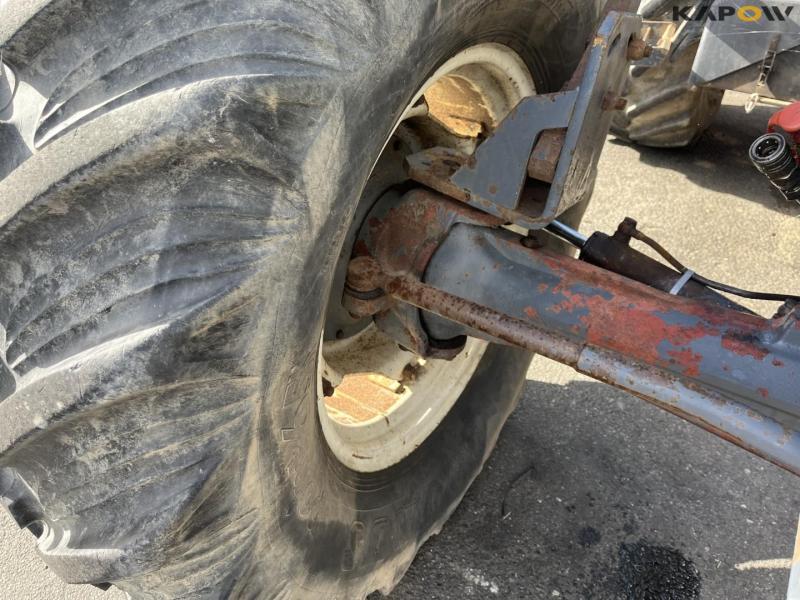 Ford 7840 traktor 17