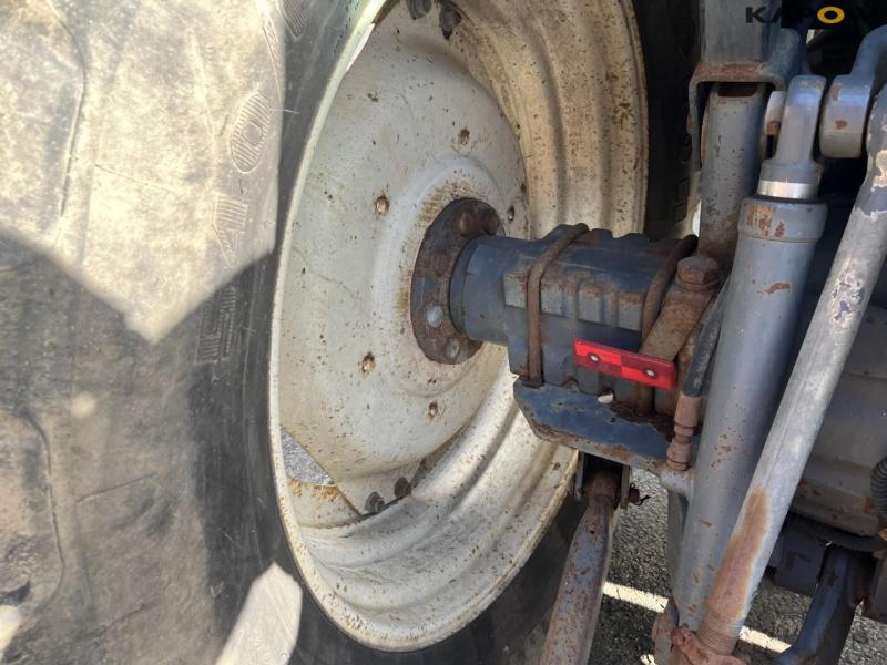 Ford 7840 traktor 28