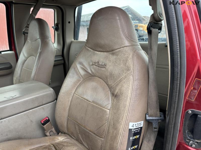 Ford F-250 XL Super Duty pickup Diesel 64