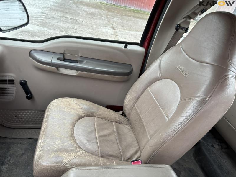 Ford F-250 XL Super Duty pickup Diesel 70