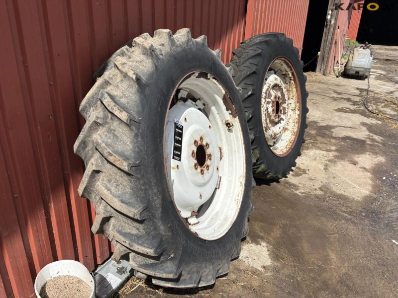Ford hjul 13.6-38 3