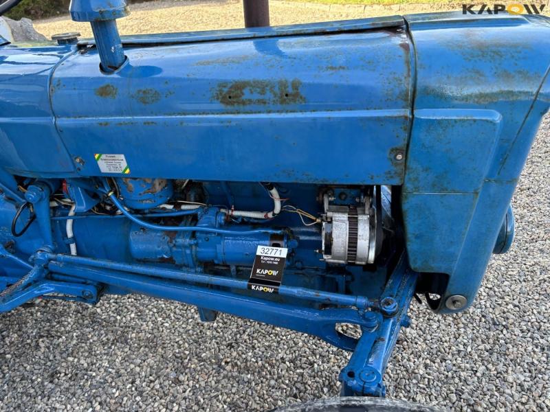 Ford traktor 14