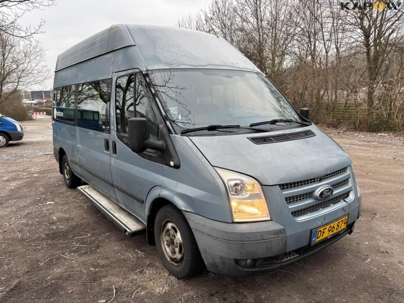 Ford Transit 120 T300 handicap bus 3