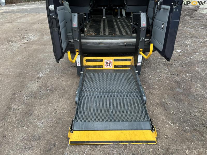 Ford Transit 140 T300 Handicap bus 44