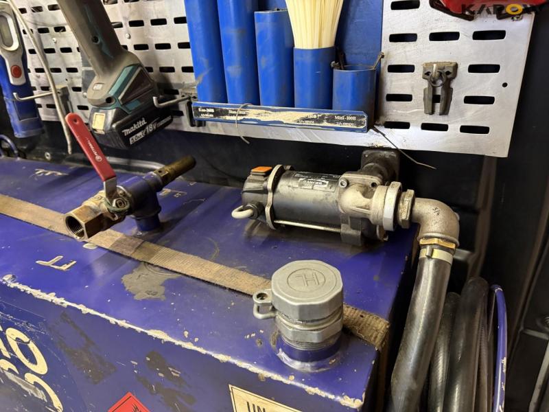 Ford Transit 2.2 Tdci med værktøj 24