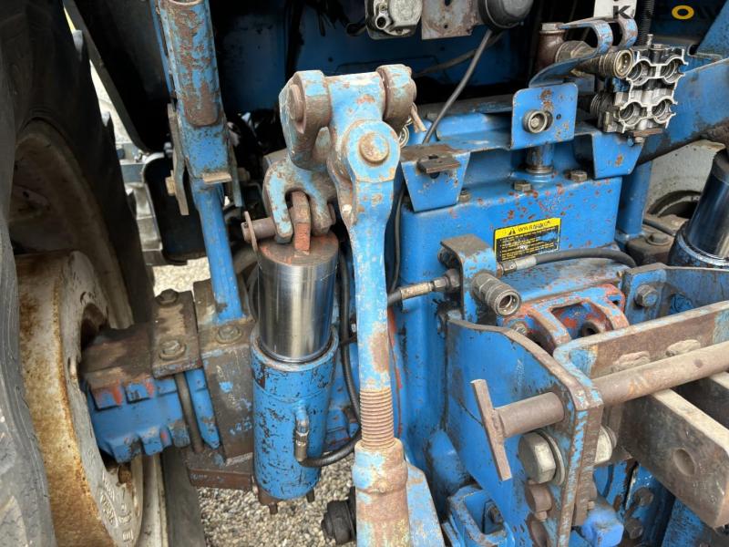 Ford TW35 traktor 32