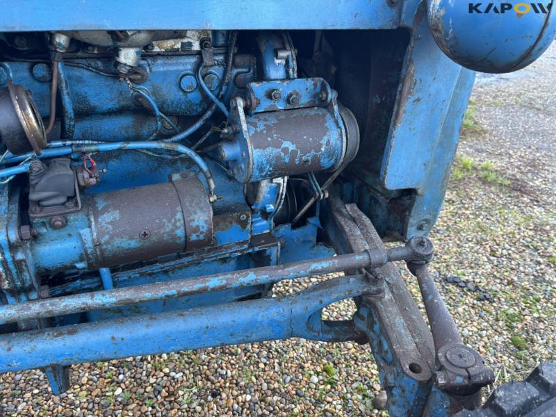 Fordson Dexta diesel traktor 18