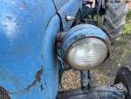Fordson Dexta diesel traktor 13
