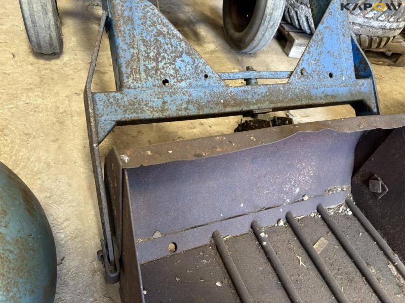 Fordson Dexta med frontlæsser 11