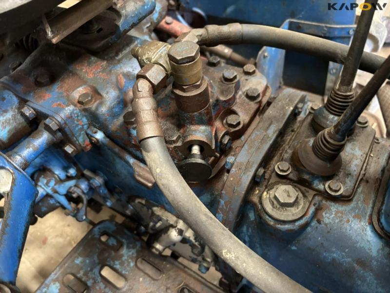 Fordson Dexta med frontlæsser 28