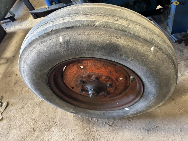 Fordson Dexta med frontlæsser 50