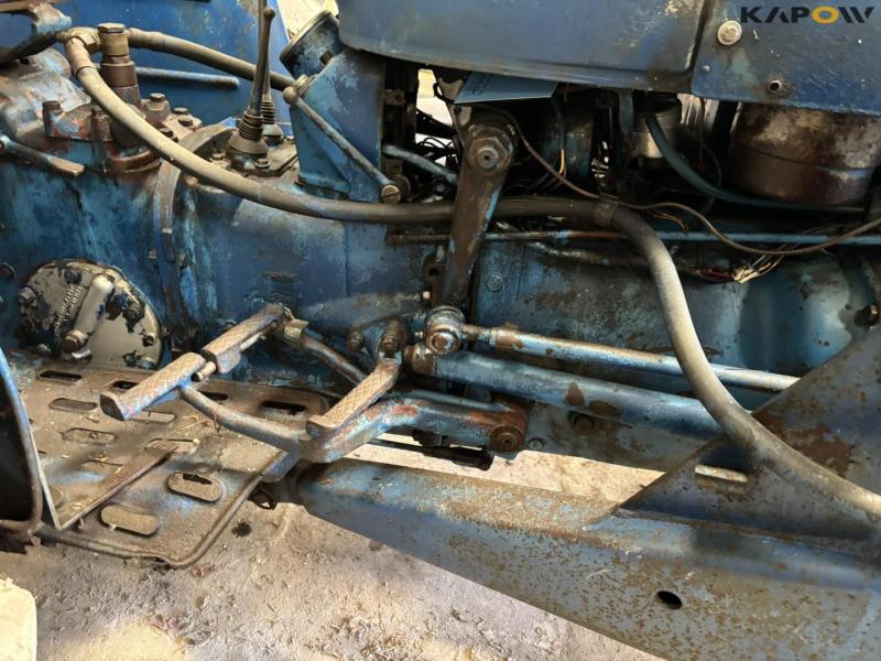 Fordson Dexta med frontlæsser 24
