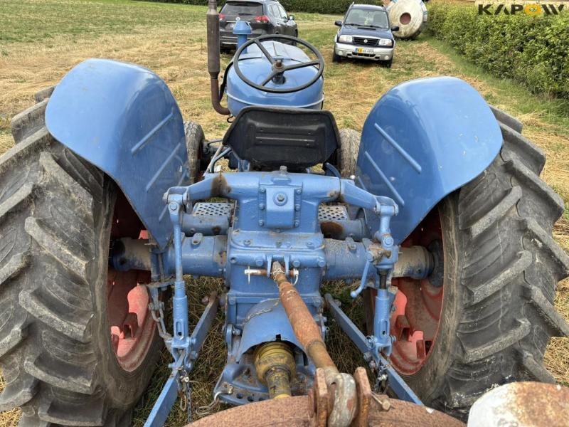 Fordson Rower Major traktor 6