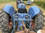 Fordson Rower Major traktor 6