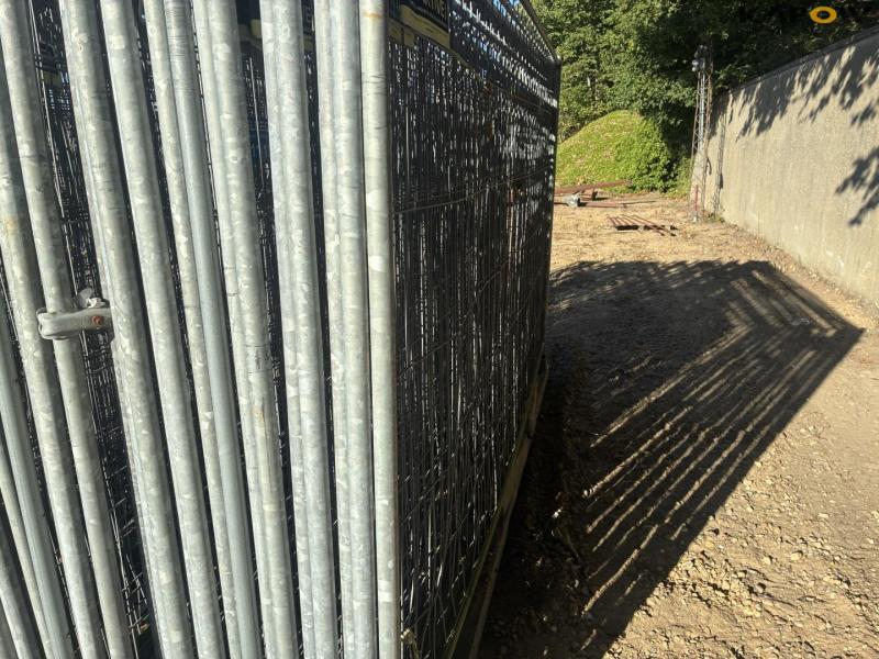 Galvaniseret byggepladshegn 18