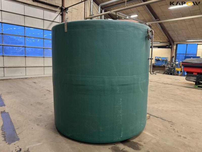 Glasfibertank 8000 liter 3