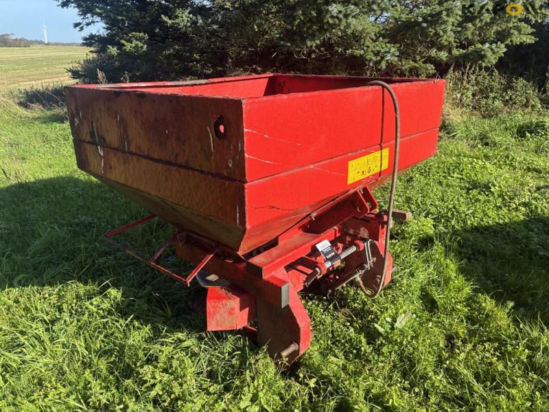 Gødningsspreder 3
