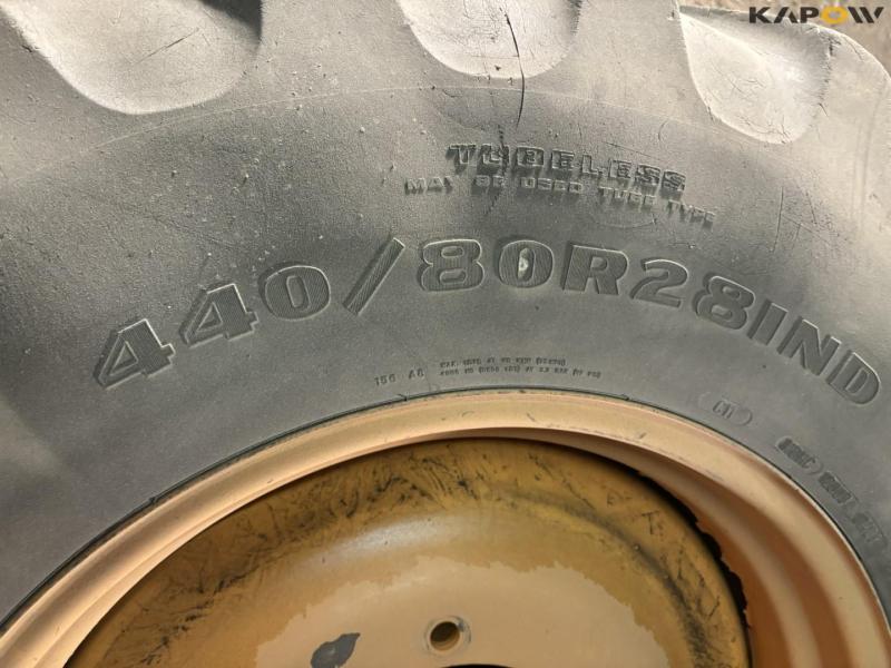 Good Year 440/80-R28 komplethjul 8