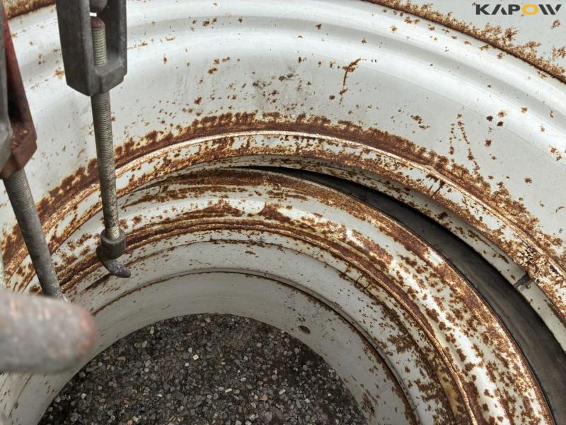 Goodyear 18.4-R38 tvillinghjul med låse 11