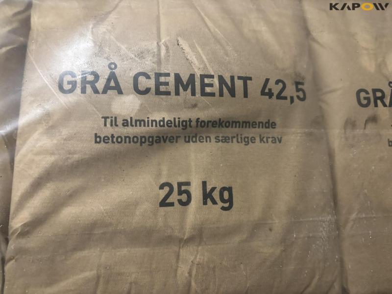 Grå cement 42,5 - 4 paller 8