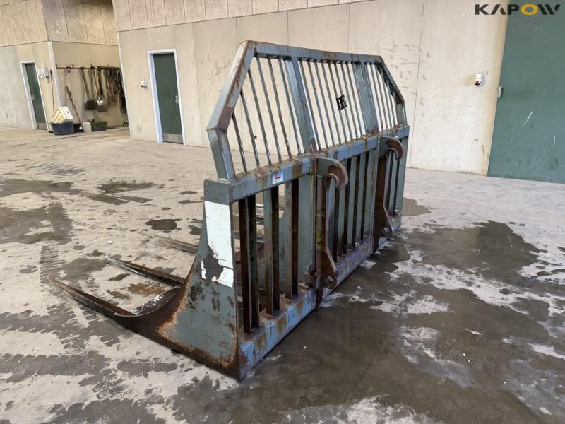 Græsgreb med Volvo hitch 7