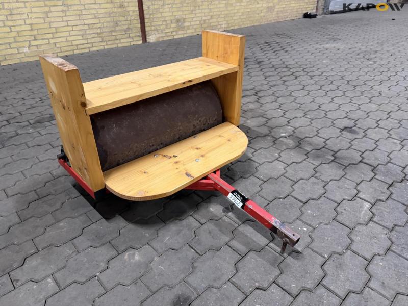 Græstomle med siddeplads 3