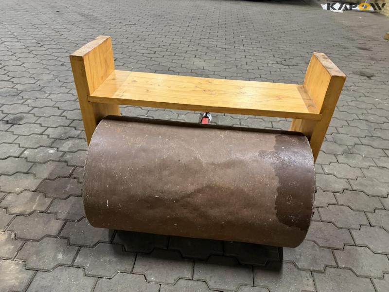 Græstomle med siddeplads 6