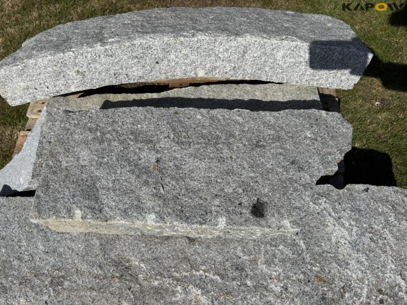 Granit kantsten 27