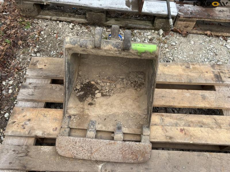 Graveskovl med minigrave hitch 2