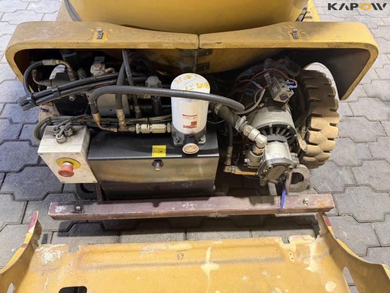 Grove manlift toucan 860 lift 29