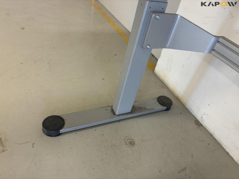 Hæve sænkebord med linak stel 24