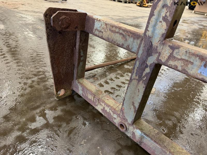 Halmspyd med Bobcat hitch 13