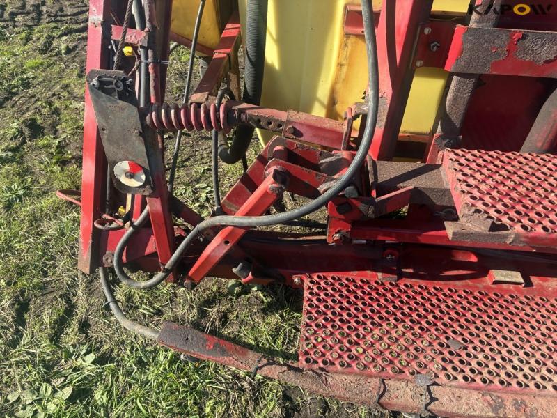 Hardi 1200 liter sprøjte 37