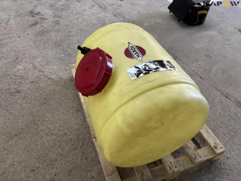 Hardi 200 liter tank 4