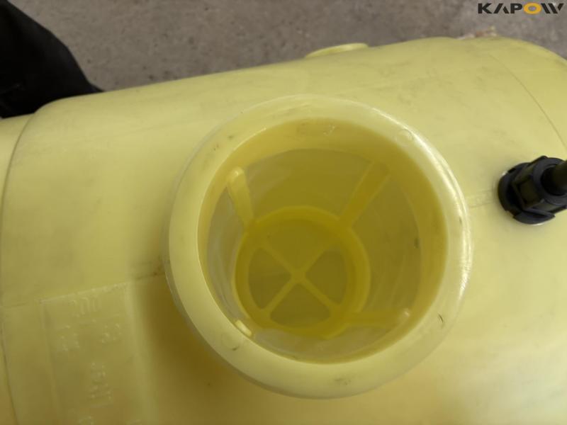 Hardi 200 liter tank 11