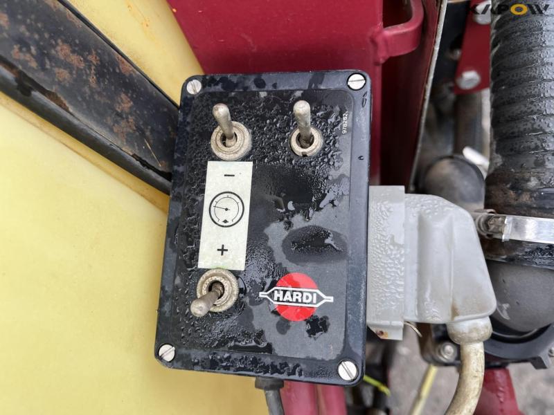 Hardi LX1000 sprøjte med 12 meter bom 17