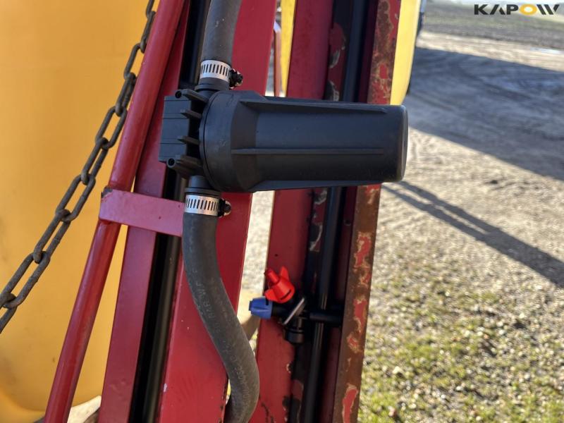 Hardi LXY 1000 sprøjte med 16 meter spredebom 21
