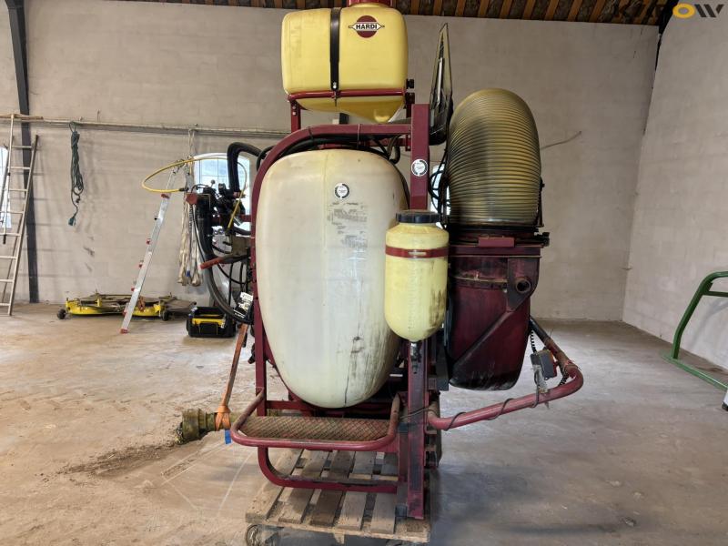 Hardi NK600 tågesprøjte 8