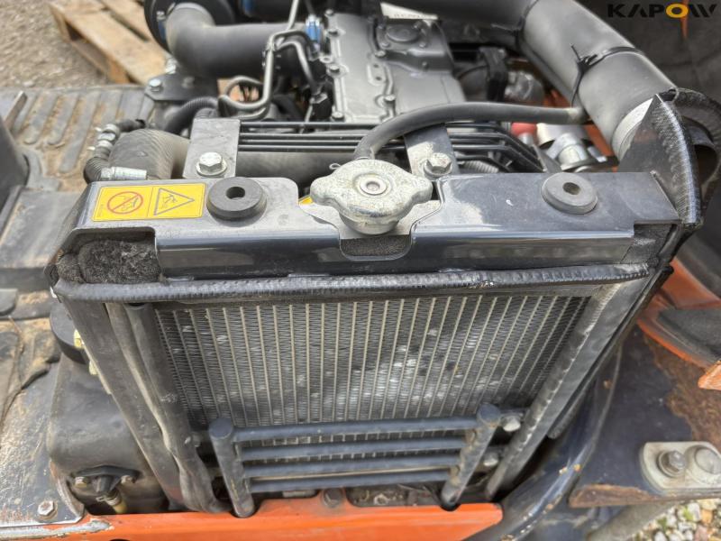 Hitachi Zaxis 10U-2 YSR minigraver med skovle 34