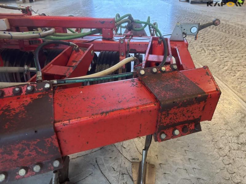 HE-VA seeder grubber 4meter 12