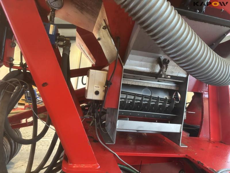 HE-VA seeder grubber 4meter 38