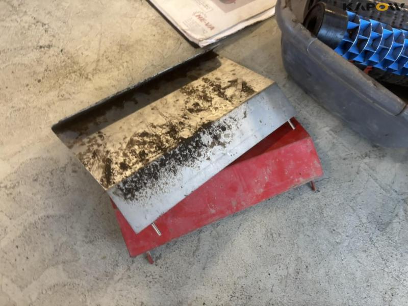 HE-VA seeder grubber 4meter 68